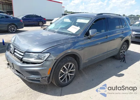 2019 Volkswagen Tiguan 2.0T Se/2.0T Sel/2.0T Sel R-Line/2.0T Sel R-Line Black z USA, uszkodzony, nr VIN 3VV3B7AX6KM046364